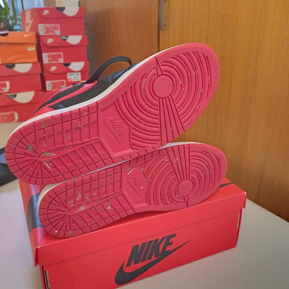 Size 10.5 - Air Jordan 1 Retro OG 2023 High Satin Bred mens 10.5 womens 12 - Picture 2 of 12